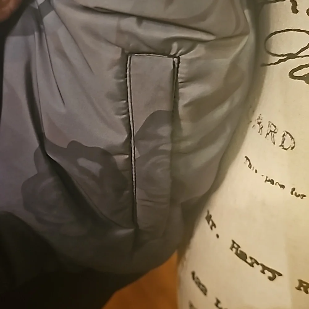 PUMA x CAREAUX BOMBER Reversible JACKET Floral Size Large - Picture 13 of 13